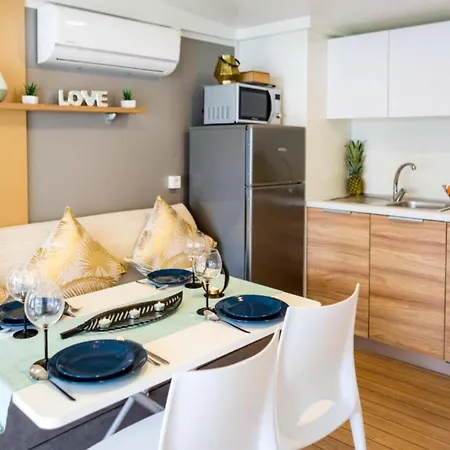 Holiday home Mobile Nensi