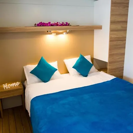 Holiday home Mobile Nensi