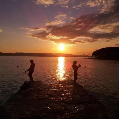 Mobile Nensi * Biograd Na Moru