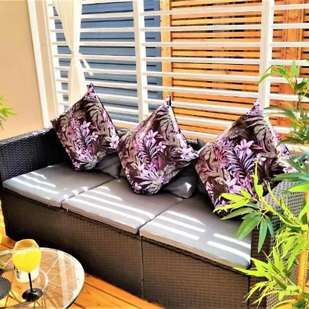 Holiday home Mobile Nensi