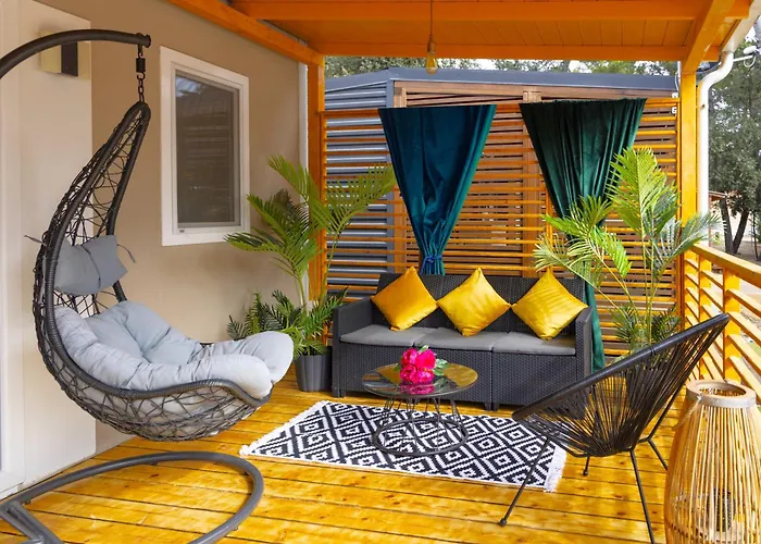 Mobile Nensi Biograd Na Moru