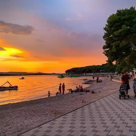 Dom wakacyjny Mobile Nensi *